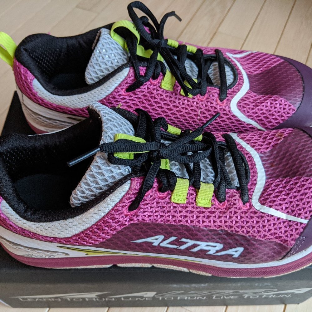ALTRA TORIN Women's Zero Drop Running Shoes 10.5 Pink/Purple Sneakers EUC!